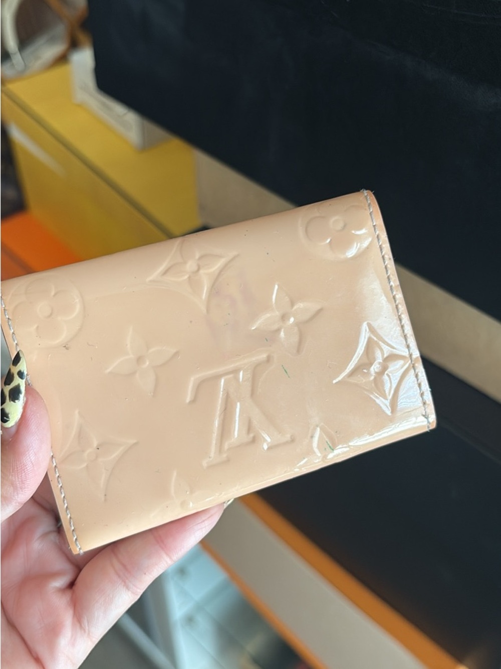 Louis Vuitton Vernis rose ballerine - Picture 2 of 5